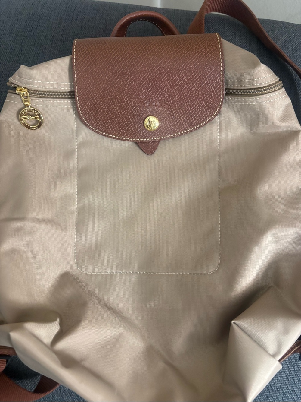 Longchamp Small Tan Brown Straps Backpack Zipper Closure Vinyl